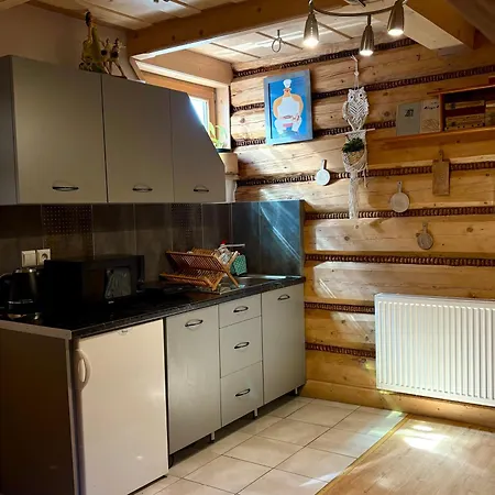 Powroty Guest house *